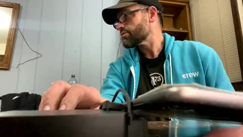 Snapshot of ejbooker11 chatting on 09-30-25, 08:52 PiedPiper online show from 09-30-25, 08:52