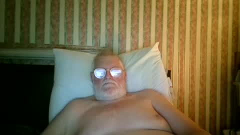 eketman1964 online show from 09-17-25, 10:22