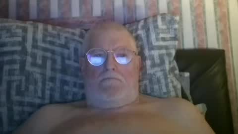 eketman1964 online show from 02-26-26, 11:37