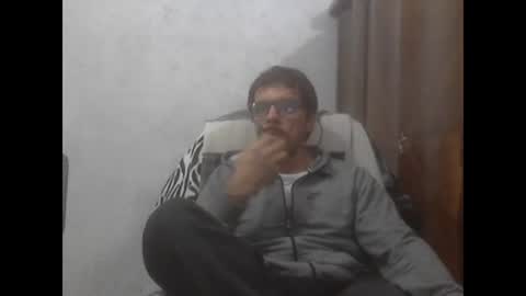 el_principe_veryhot online show from 03-11-25, 06:43