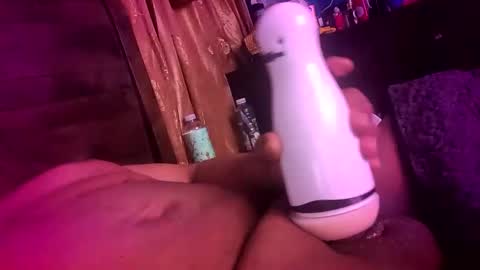 Snapshot of el_santo18 chatting on 02-24-25, 08:38 Santos online show from 02-24-25, 08:38