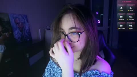 If you like it when I meow give me a thumbs up online show from 01-10-25, 03:58