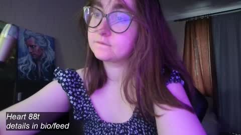 If you like it when I meow give me a thumbs up online show from 02-10-25, 01:01