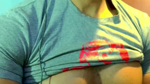Snapshot of el_vecino_m chatting on 05-14-26, 05:36 el_vecino_m online show from 05-14-26, 05:36
