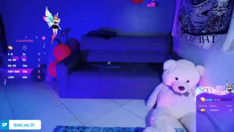 Ela  Help me reach 100 thumbs up online show from 01-08-25, 10:37