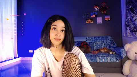 Ela  Help me reach 100 thumbs up online show from 02-24-25, 09:41