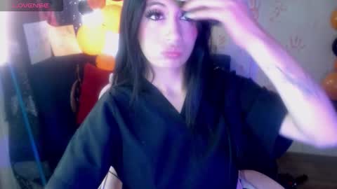 Snapshot of ela_foxyy chatting on 10-15-25, 06:30 ELA online show from 10-15-25, 06:30