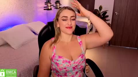 Snapshot of ela_ps chatting on 10-19-25, 12:06 LOREIN online show from 10-19-25, 12:06