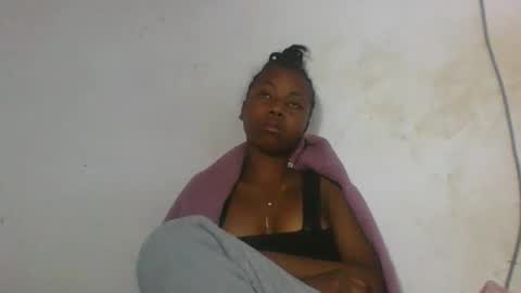 elalia1234 online show from 09-24-25, 03:21