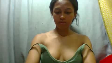 Snapshot of elaliealdy chatting on 03-19-26, 04:38 elaliealdy online show from 03-19-26, 04:38