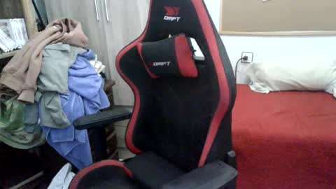 Snapshot of elamordeyuli chatting on 04-28-26, 01:27 elamordeyuli online show from 04-28-26, 01:27