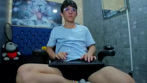 Elan Giralon online show from 03-26-26, 11:21