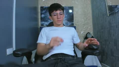 Elan Giralon online show from 06-16-26, 11:18