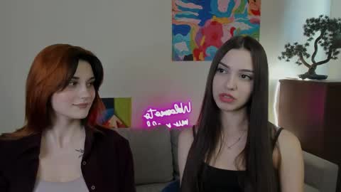 Elani online show from 05-21-26, 09:38