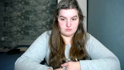 Elanis online show from 12-22-24, 01:33