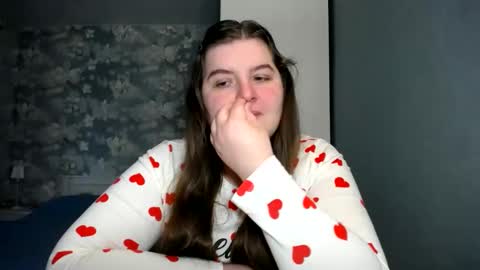 Elanis online show from 02-04-25, 01:59