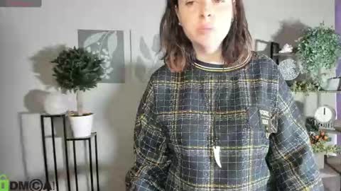Snapshot of elara_starfall chatting on 07-07-26, 07:23 Marta online show from 07-07-26, 07:23