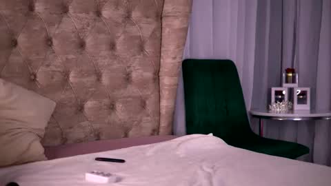 elarashine online show from 02-03-26, 02:53