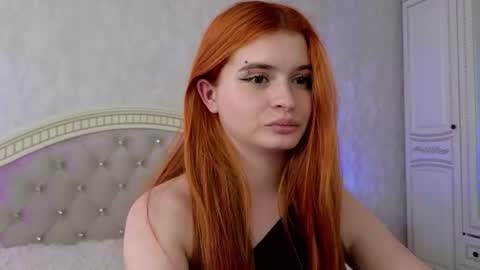 Snapshot of elariscrowe chatting on 06-13-26, 05:16 elariscrowe online show from 06-13-26, 05:16