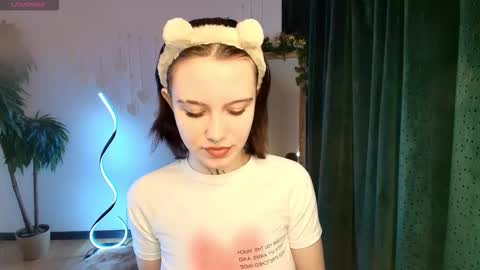 elastikiss online show from 12-15-25, 02:27