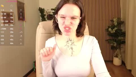 elastikiss online show from 12-18-25, 02:28