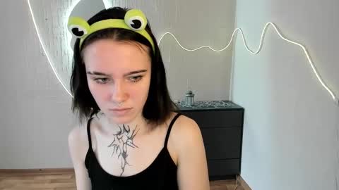 elastikiss online show from 02-22-26, 04:35