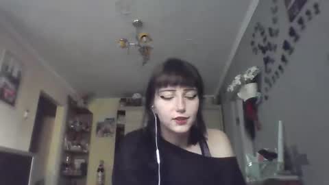 Lia online show from 06-26-26, 04:44