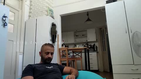 Snapshot of elcondorxo509107 chatting on 10-13-25, 03:06 daniel18cmx online show from 10-13-25, 03:06