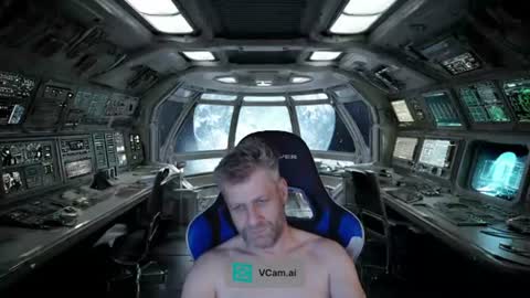 Snapshot of elculiador2207 chatting on 06-20-26, 03:09 Timm online show from 06-20-26, 03:09