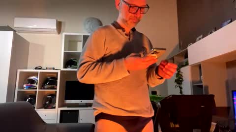 Eldiablo844 online show from 01-09-26, 06:42