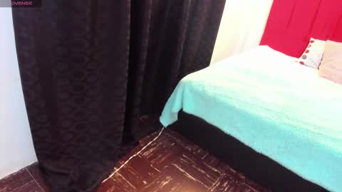 Snapshot of electra__moon chatting on 11-11-25, 04:23 electra__moon online show from 11-11-25, 04:23