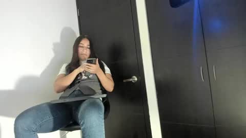 Electra- Please help me reach 100 likes online show from 12-07-24, 12:41