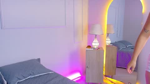 Snapshot of electrascot chatting on 12-03-25, 08:40 ELECTRA online show from 12-03-25, 08:40