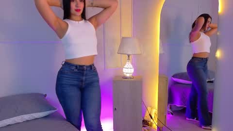 ELECTRA  online show from 12-17-25, 07:42