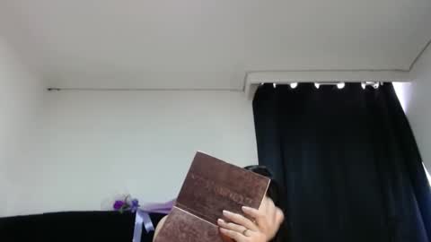 Snapshot of electraweb_09 chatting on 09-24-25, 07:50 electraweb_09 online show from 09-24-25, 07:50