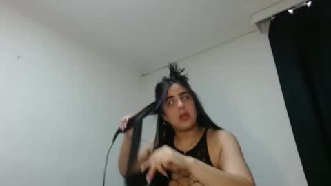 Snapshot of electraweb_09 chatting on 10-21-25, 08:20 electraweb_09 online show from 10-21-25, 08:20