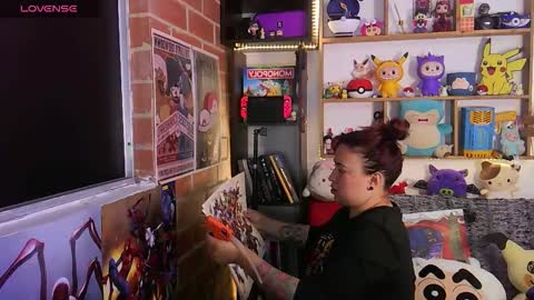 Snapshot of electricsapphire chatting on 12-15-25, 05:01 Alejandra online show from 12-15-25, 05:01