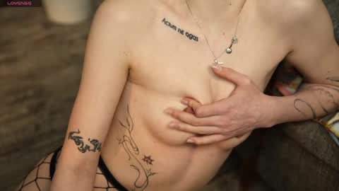 Jess online show from 04-11-26, 08:46