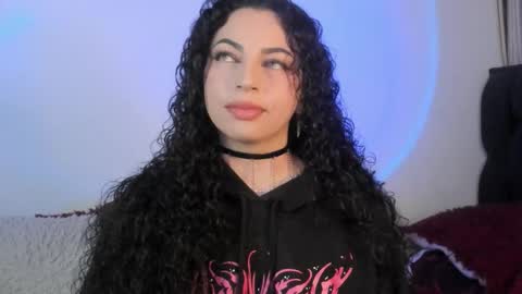 Snapshot of elena_lust chatting on 12-04-25, 07:39 Elena online show from 12-04-25, 07:39