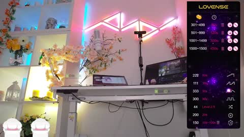 Elena online show from 02-07-25, 11:45