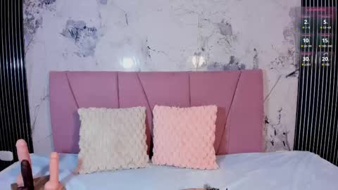 Snapshot of elena_wolff chatting on 05-23-26, 11:58 elena_wolff online show from 05-23-26, 11:58