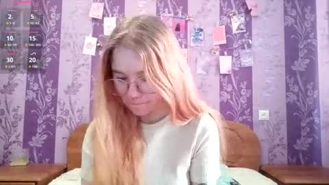 Mia online show from 03-01-26, 04:14