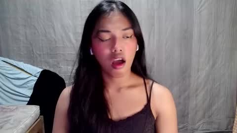 Snapshot of elenacum chatting on 10-16-25, 11:55 elenacum online show from 10-16-25, 11:55