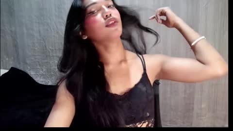 Snapshot of elenacum chatting on 11-16-25, 04:29 elenacum online show from 11-16-25, 04:29