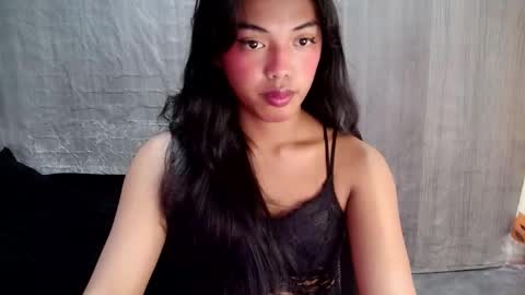 Snapshot of elenacum chatting on 11-17-25, 04:29 elenacum online show from 11-17-25, 04:29