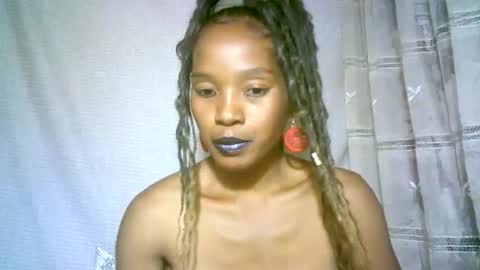 elenah013 online show from 01-14-25, 07:38