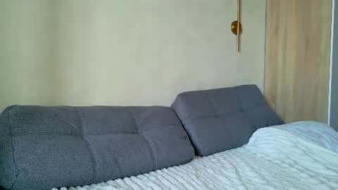 elenamonroe_ online show from 07-17-26, 04:19