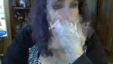 Snapshot of elenazed chatting on 02-19-25, 08:12 ElenaZed online show from 02-19-25, 08:12