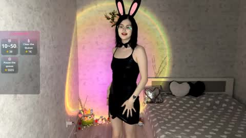Snapshot of eleniswackhammer chatting on 04-04-26, 09:12 Annie PVT IS OPEN online show from 04-04-26, 09:12