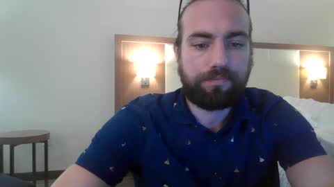 Snapshot of elephantfox chatting on 02-05-25, 10:01 fox online show from 02-05-25, 10:01